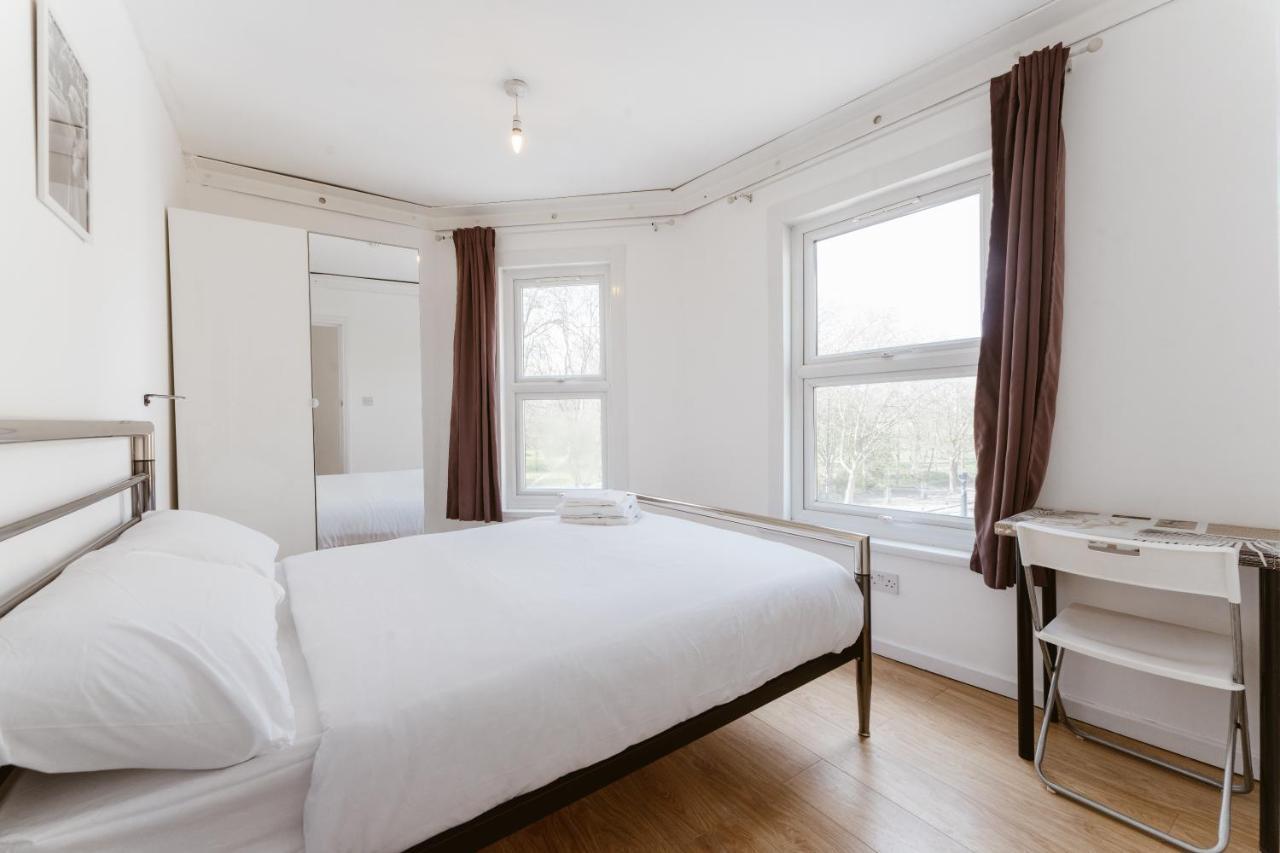 Mile End Double Rooms 27 Guest House ロンドン エクステリア 写真