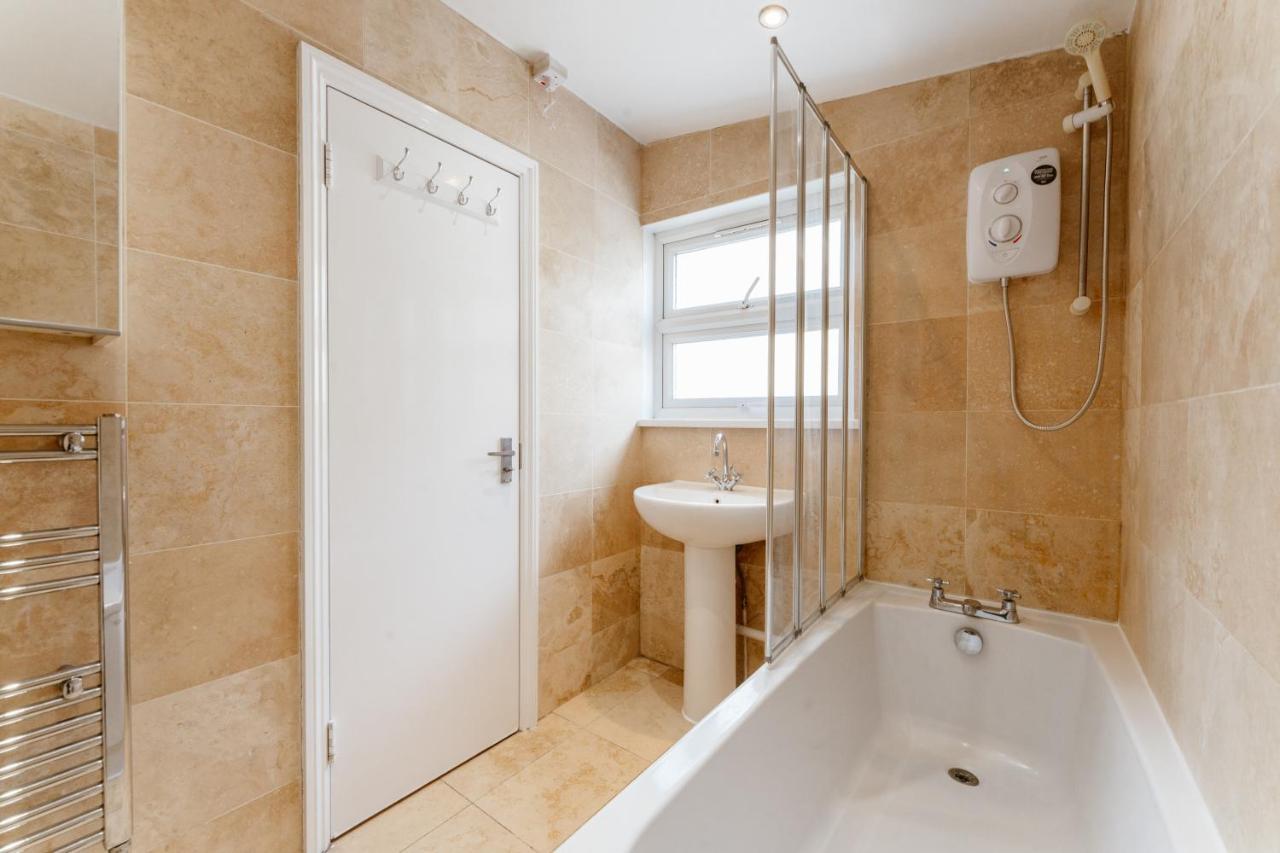 Mile End Double Rooms 27 Guest House ロンドン エクステリア 写真